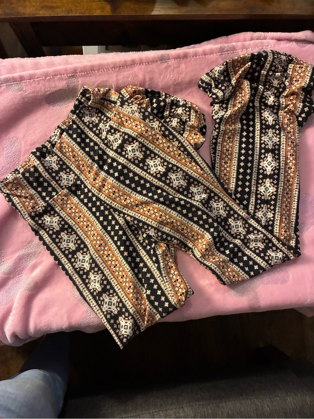 No Boundaries Black and Tan Patterned flared Leggings